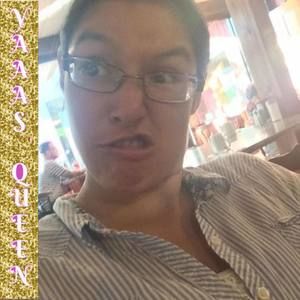 Meet your Posher, Roberta